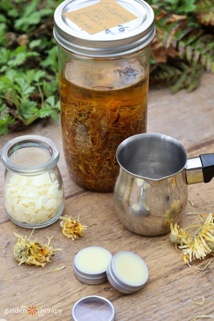 Συστατικά βάλσαμο για τα χείλη Calendula